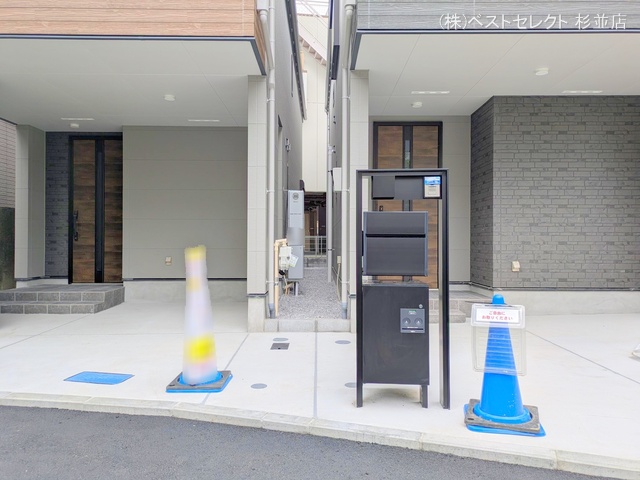 東京都杉並区上井草2丁目の新築戸建て完成写真 2025年9月11日撮影