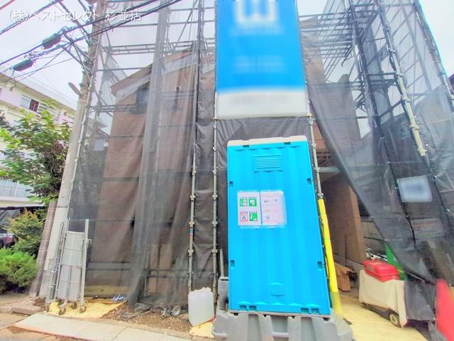 東京都中野区沼袋2丁目の新築戸建て上棟写真 2025年10月6日撮影