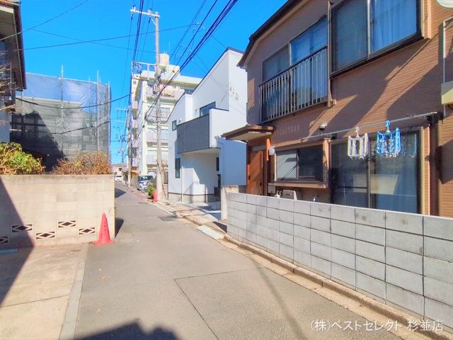 東京都中野区沼袋２丁目の新築戸建て完成写真 2025年12月25日撮影