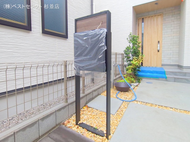 東京都杉並区下井草1丁目の新築戸建て完成写真 2025年9月30日撮影