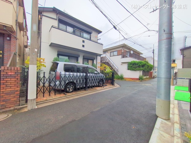 東京都杉並区下井草1丁目の新築戸建て完成写真 2025年9月30日撮影