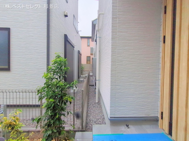 東京都杉並区下井草1丁目の新築戸建て完成写真 2025年9月30日撮影