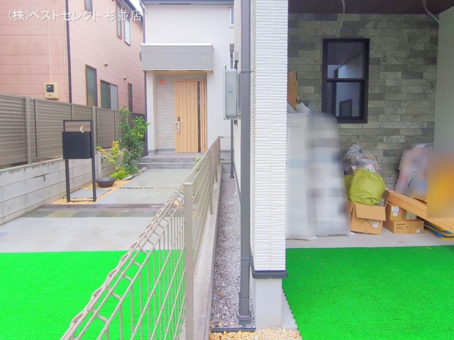 東京都杉並区下井草1丁目の新築戸建て完成写真 2025年9月30日撮影