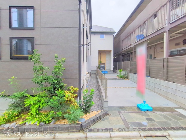 東京都杉並区下井草1丁目の新築戸建て完成写真 2025年9月30日撮影