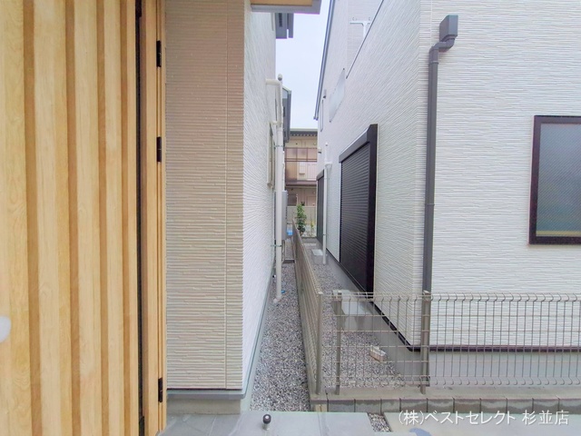 東京都杉並区下井草1丁目の新築戸建て完成写真 2025年9月30日撮影