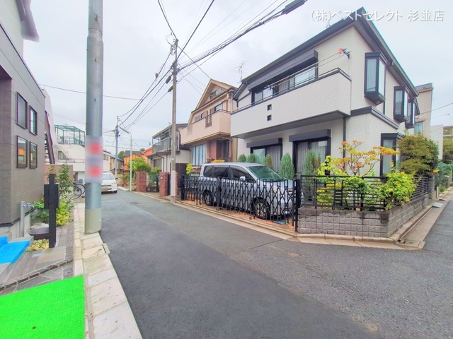 東京都杉並区下井草1丁目の新築戸建て完成写真 2025年9月30日撮影