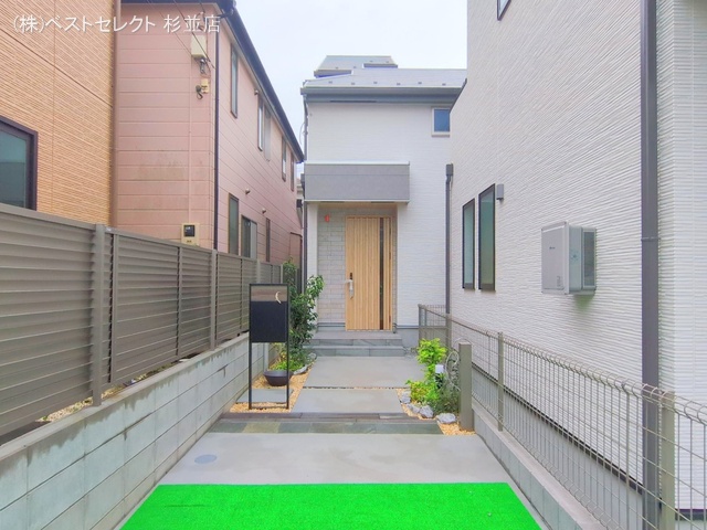東京都杉並区下井草1丁目の新築戸建て完成写真 2025年9月30日撮影