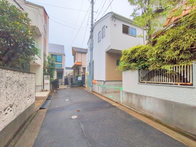 東京都中野区白鷺1丁目の新築戸建て外構写真 2025年9月30日撮影