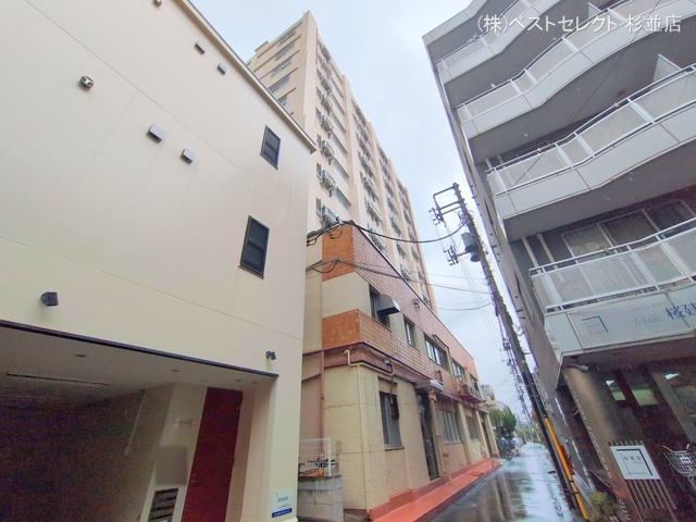 東京都中野区中央3丁目のマンション『鍋屋横丁住宅』外観写真 2025年9月30日撮影
