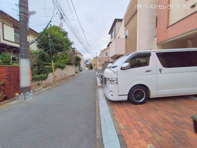 東京都中野区鷺宮５丁目の中古戸建て完成写真 2025年11月10日撮影