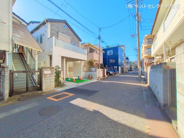 東京都中野区沼袋１丁目の新築戸建て完成写真 2025年12月3日撮影