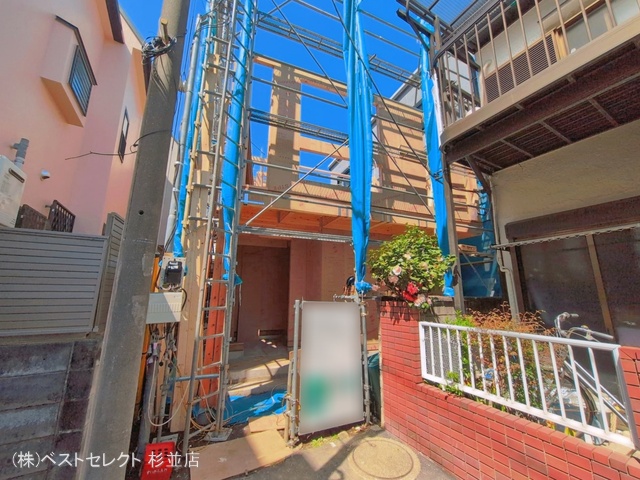 東京都中野区新井１丁目の新築戸建て上棟写真 2026年4月2日撮影