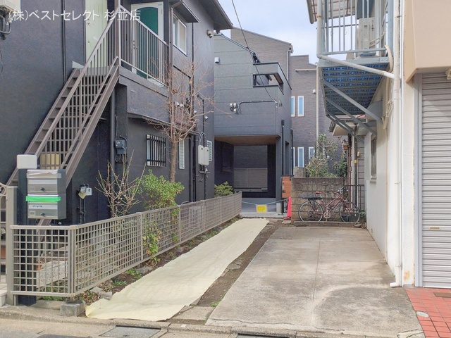 東京都杉並区下井草１丁目の新築戸建て外構写真 2026年2月16日撮影