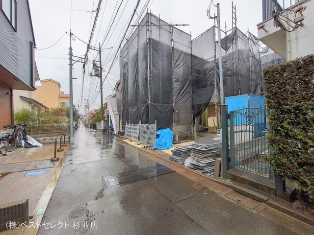 東京都杉並区桃井1丁目の新築戸建てシート写真 2026年2月24日撮影