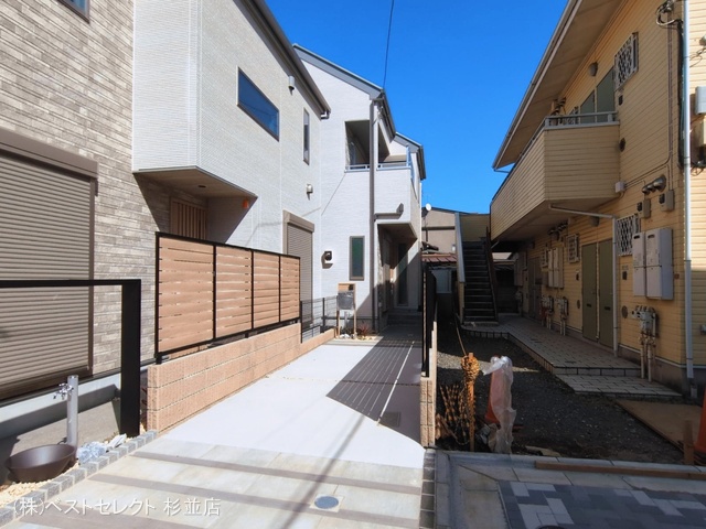 東京都杉並区下井草3丁目の新築戸建て完成写真 2026年3月4日撮影