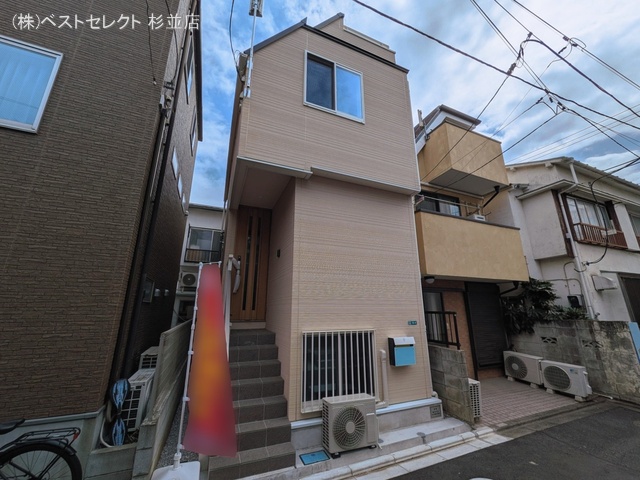 東京都中野区本町4丁目の新築戸建て完成写真 2026年3月16日撮影