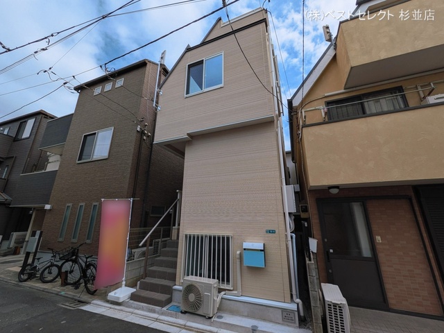 東京都中野区本町4丁目の新築戸建て完成写真 2026年3月16日撮影