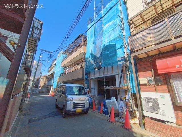 東京都江戸川区下篠崎町の新築戸建てシート写真 2026年2月18日撮影