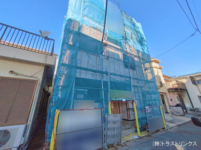 東京都江戸川区東葛西4丁目の新築戸建てシート写真 2026年2月8日撮影