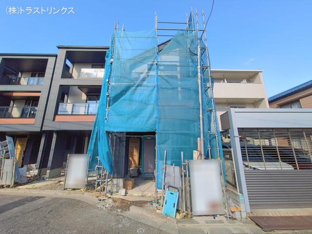 東京都江戸川区上篠崎２丁目の新築戸建てシート写真 2026年2月8日撮影