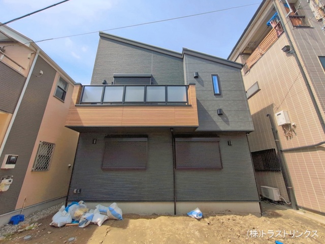 東京都江戸川区西篠崎１丁目の新築戸建て外構写真 2026年4月8日撮影