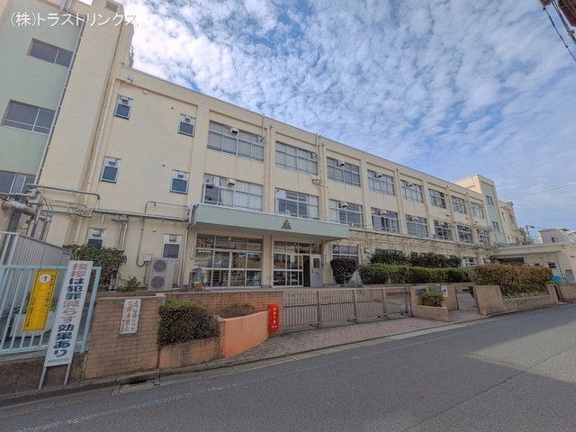 江戸川区立春江中学校