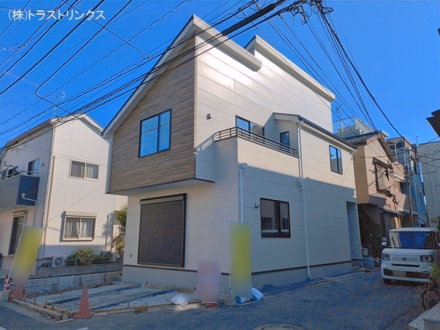新築戸建て 江戸川区大杉17期 1号棟 外構