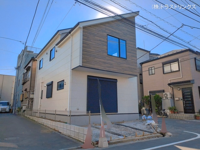 新築戸建て 江戸川区大杉17期 1号棟 外構