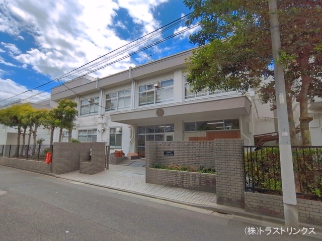 江戸川区立小岩第三中学校