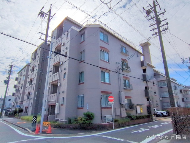 愛知県名古屋市港区港栄３丁目のマンション『宝マリーンハイツB棟』外観写真 2025年10月1日撮影