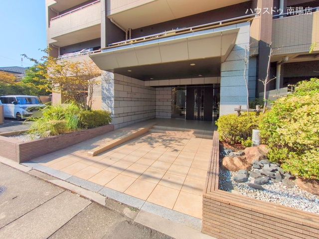 愛知県名古屋市港区小賀須３丁目のマンション『グランマノワール南陽』外観写真 2025年8月31日撮影