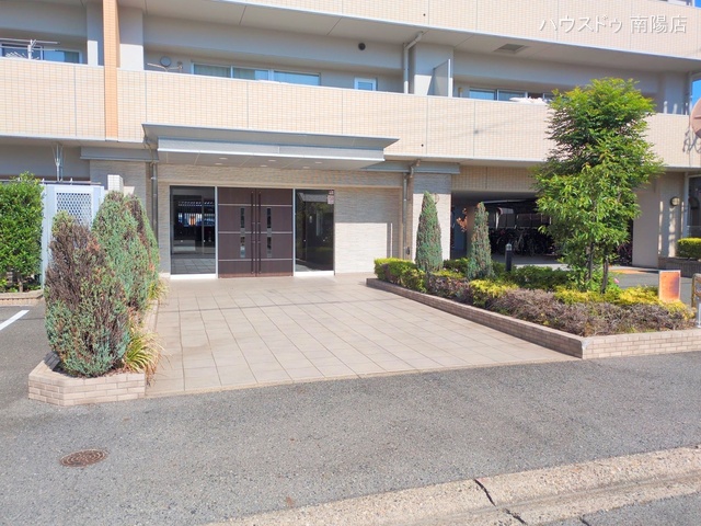 愛知県名古屋市中川区東起町４丁目のマンション『ファミリアーレ東起』外観写真 2025年10月29日撮影