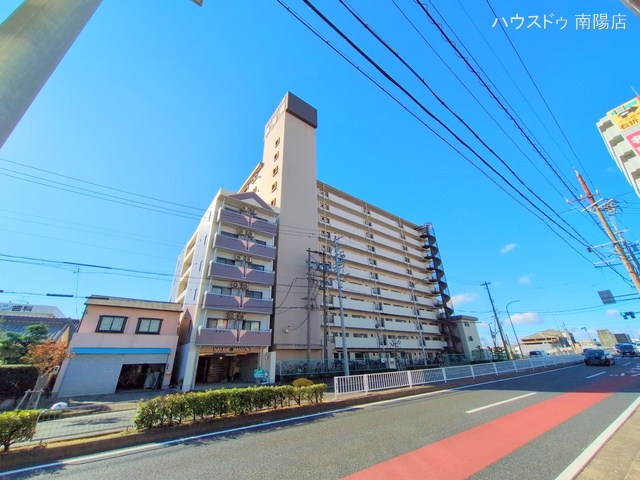 愛知県名古屋市港区津金２丁目のマンション『ニューコーポ東海橋』外観写真 2024年11月17日撮影