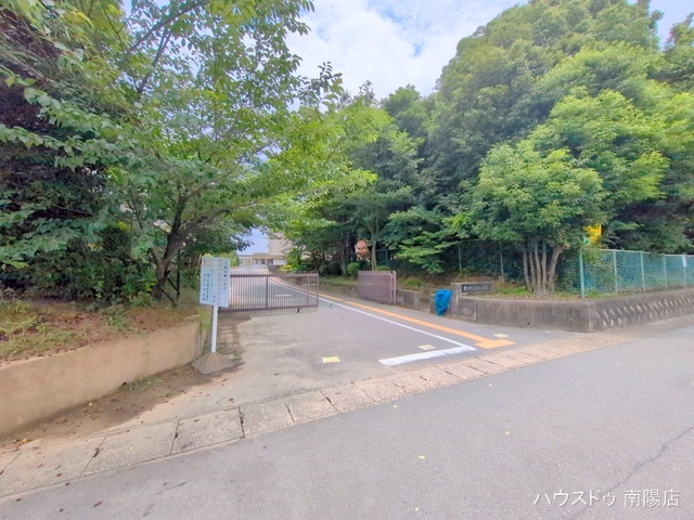 蟹江町立学戸小学校