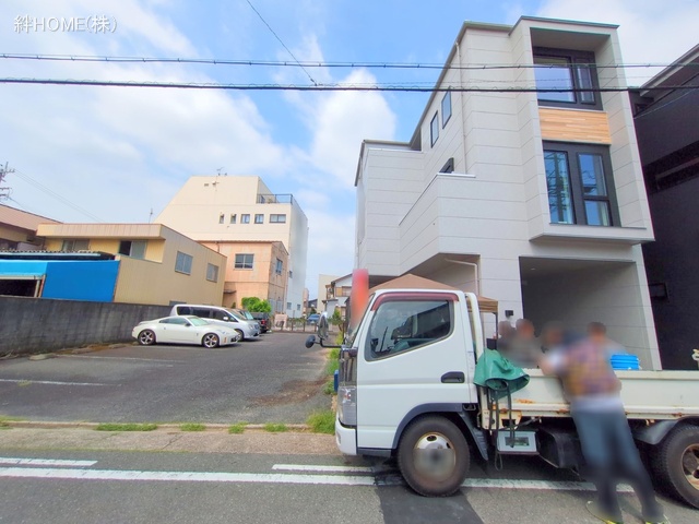 愛知県名古屋市中川区露橋２丁目の新築戸建て完成写真 2025年8月13日撮影