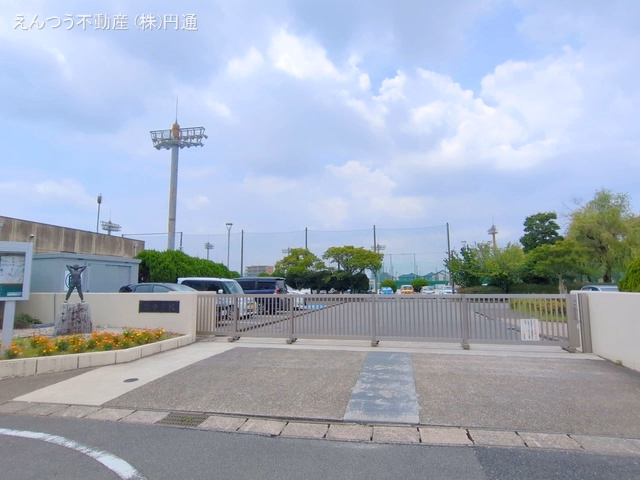 尾張旭市立旭中学校