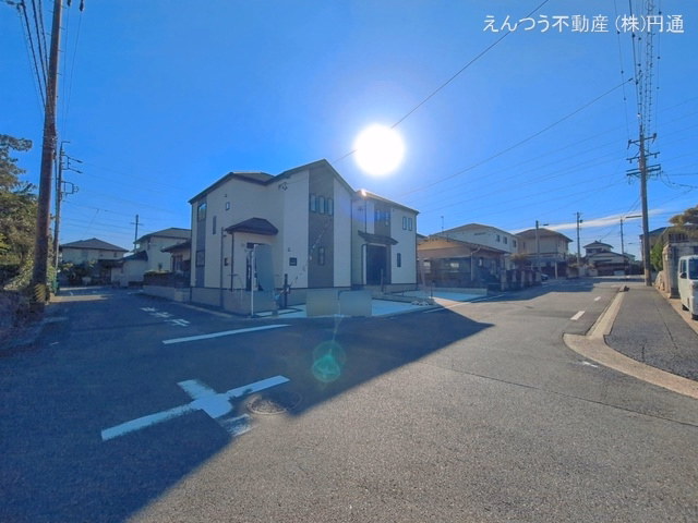 新築戸建て 豊田市志賀町高洞11番 B号棟 完成