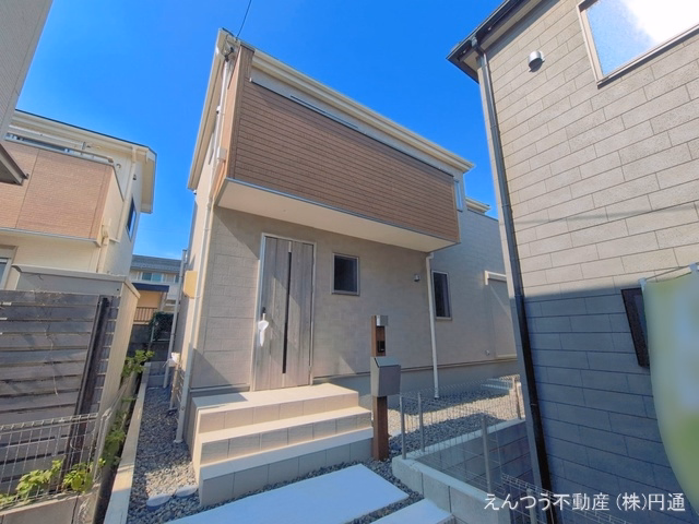 新築戸建て 瀬戸市松原町三丁目 2号棟 外構