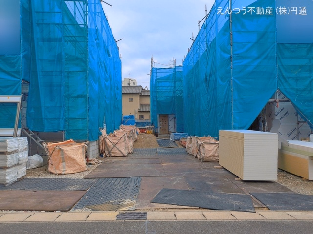愛知県瀬戸市東吉田町の新築戸建てシート写真 2026年6月8日撮影