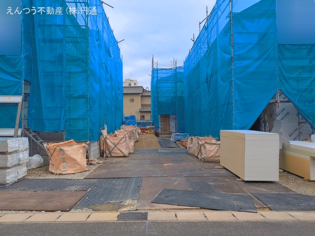 愛知県瀬戸市東吉田町の新築戸建てシート写真 2026年6月8日撮影