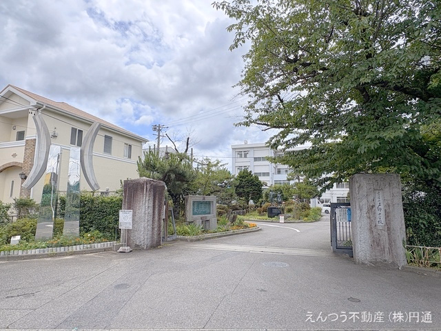 豊田市立上郷中学校