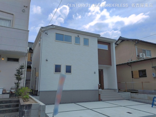 愛知県犬山市上野新町の新築戸建て完成写真 2026年4月13日撮影