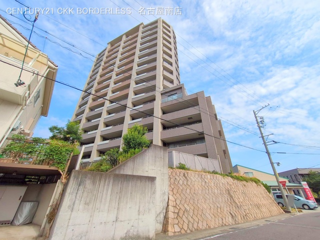 愛知県大府市森岡町５丁目のマンション『サンマンションアトレ大府』外観写真 2025年8月21日撮影