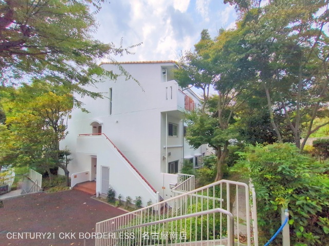 愛知県名古屋市天白区八幡山のマンション『タウン上八事5号棟』外観写真 2025年9月16日撮影