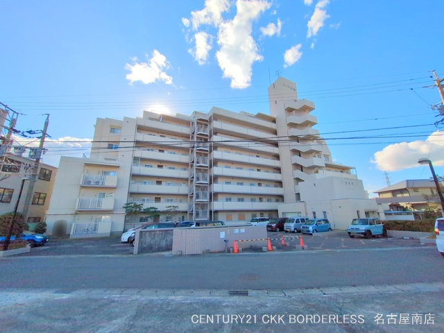 愛知県大府市月見町１丁目のマンション『メイツ大府』外観写真 2024年12月18日撮影