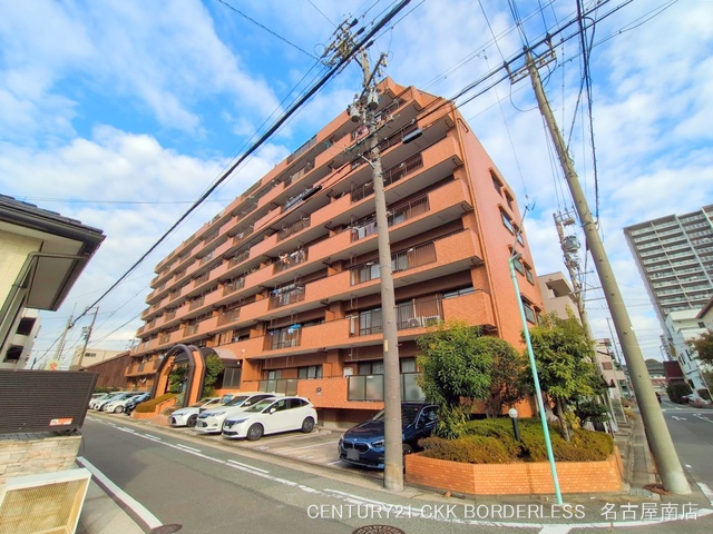 愛知県名古屋市緑区鳴海町字上汐田のマンション『ライオンズマンション鳴海第三』外観写真 2025年12月22日撮影