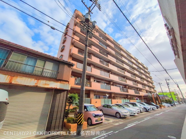 愛知県名古屋市緑区鳴海町字上汐田のマンション『ライオンズマンション鳴海第三』外観写真 2025年12月22日撮影