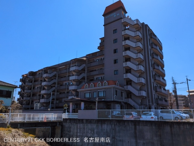 愛知県豊明市栄町武侍のマンション『レインボー豊明』外観写真 2026年3月15日撮影