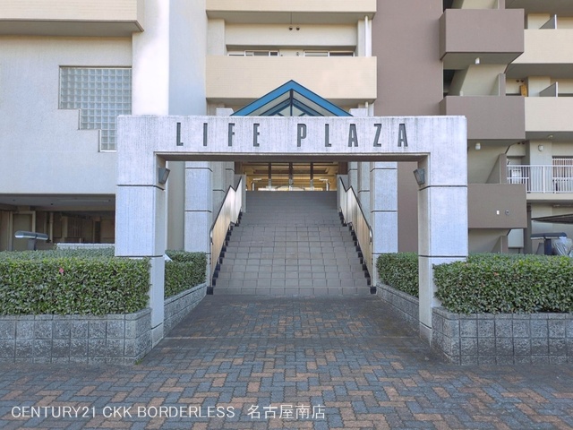 愛知県東海市加木屋町山之脇のマンション『ライフプラザ加木屋壱番館』外観写真 2026年3月23日撮影