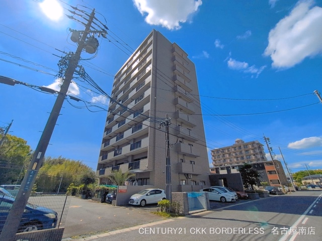 愛知県日進市栄２丁目のマンション『ファミール日進三番館』外観写真 2026年5月6日撮影